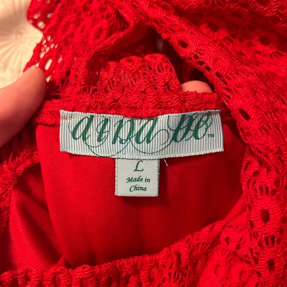 Red dress that hits above the knee (if you’re around 5’5”). Only worn once! - Picture 3 of 3